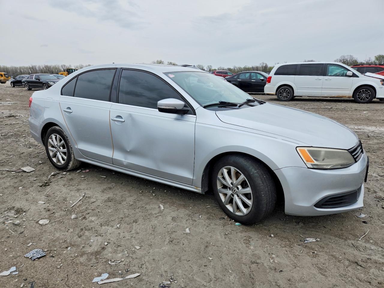 2014 Volkswagen Jetta Se - Фото 4