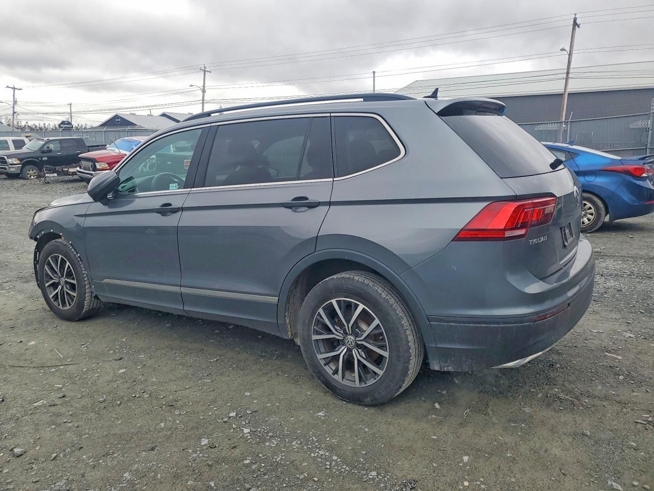 2019 Volkswagen Tiguan Se - Image 2