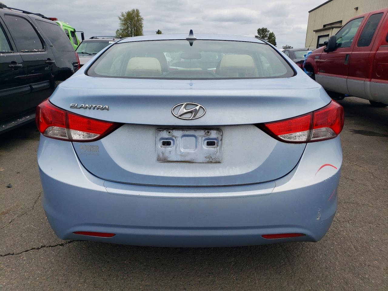 2013 Hyundai Elantra Gls - Фото 6