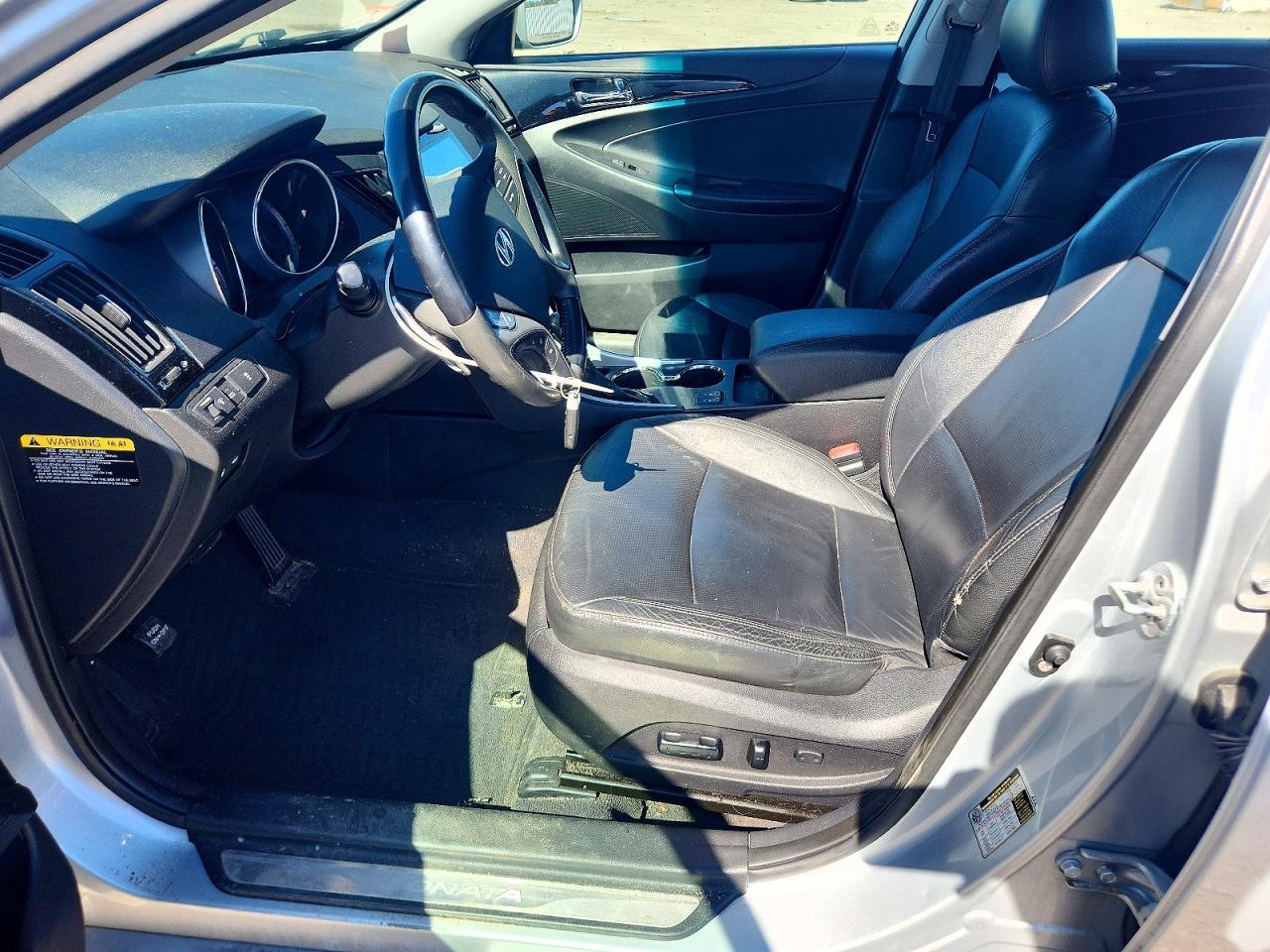 2011 Hyundai Sonata Limited 2.0T - Фото 7