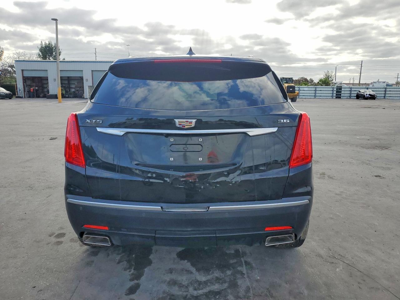 2018 Cadillac Xt5 Premium Luxury - Image 6