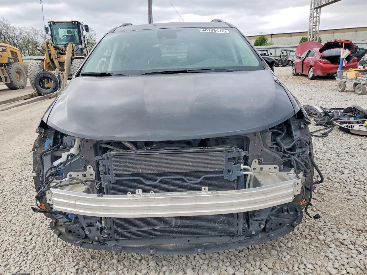 2021 Chrysler Pacifica Touring L - Image 5