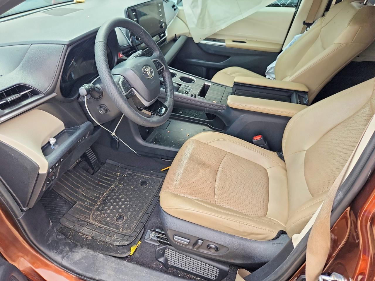 2022 Toyota Sienna Limited 7-Passenger - Фото 7