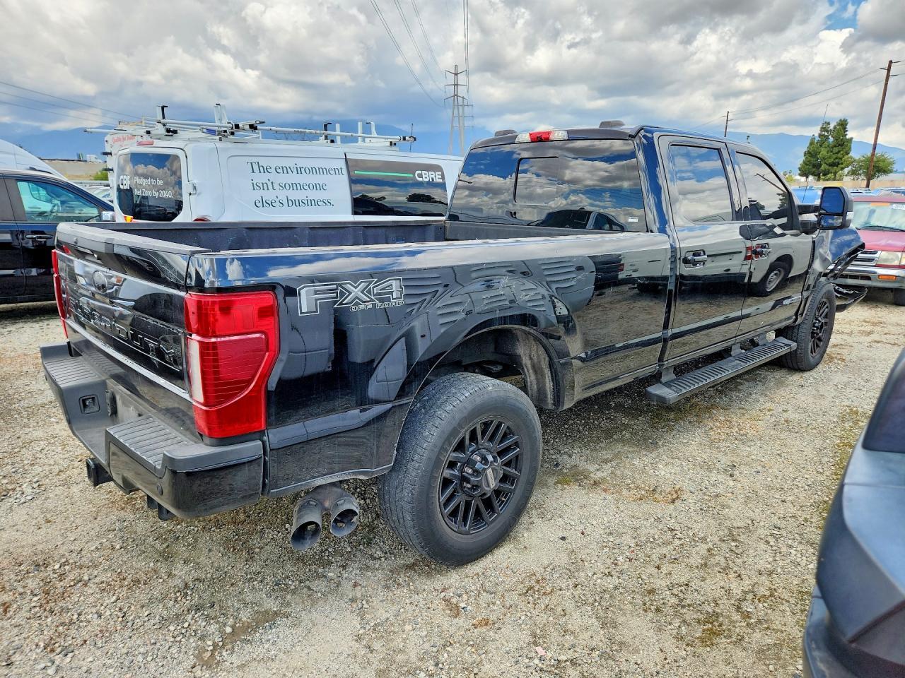 2020 Ford F350 Super Duty - Фото 3
