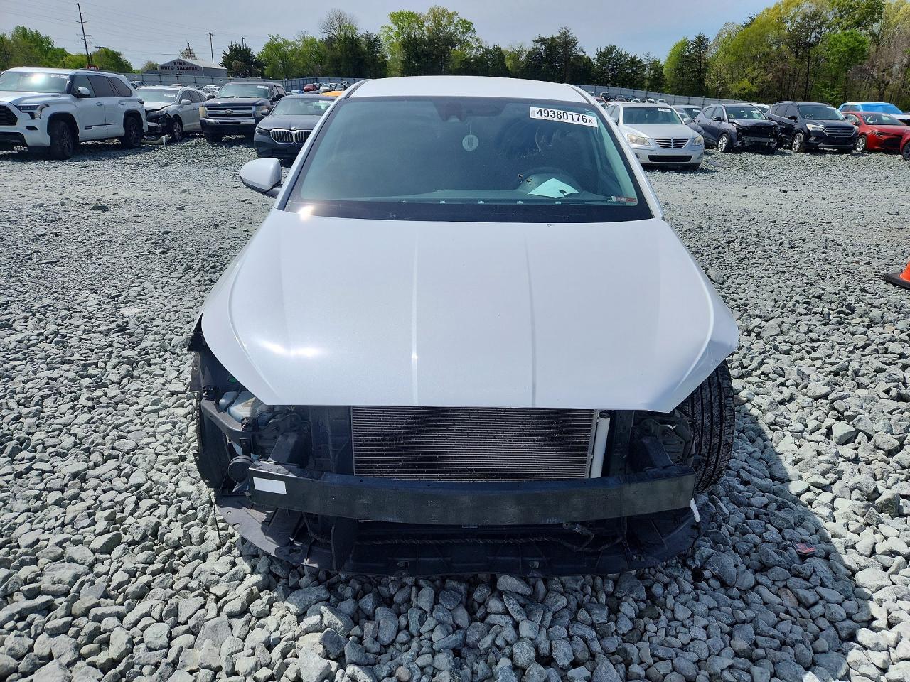 2020 Hyundai Elantra Se - Image 5