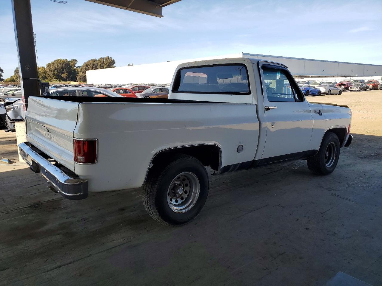 1977 GMC Sierra - Фото 3