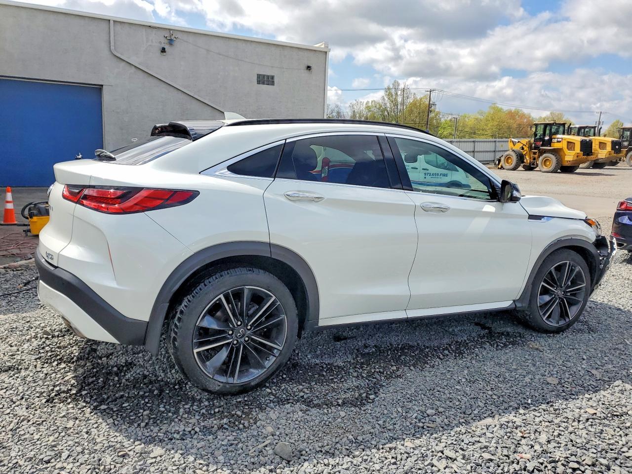 2022 Infiniti Qx55 Sensory - Image 3