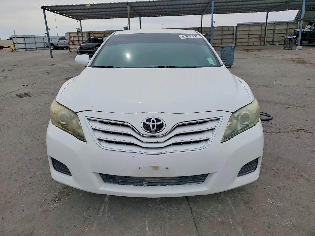 2011 Toyota Camry Hybrid Base - Фото 5