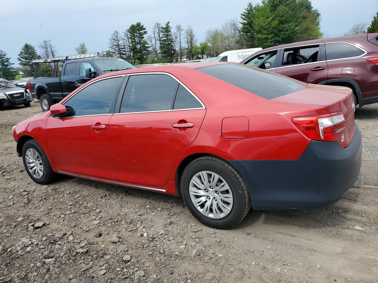 2014 Toyota Camry Le - Image 2