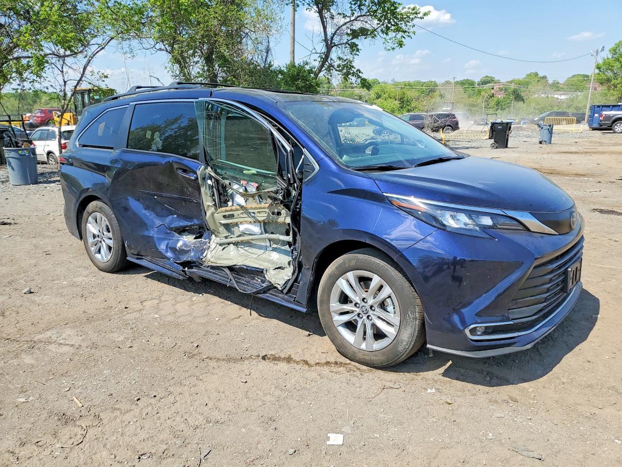 2024 Toyota Sienna Xle 7-Passenger - Фото 4
