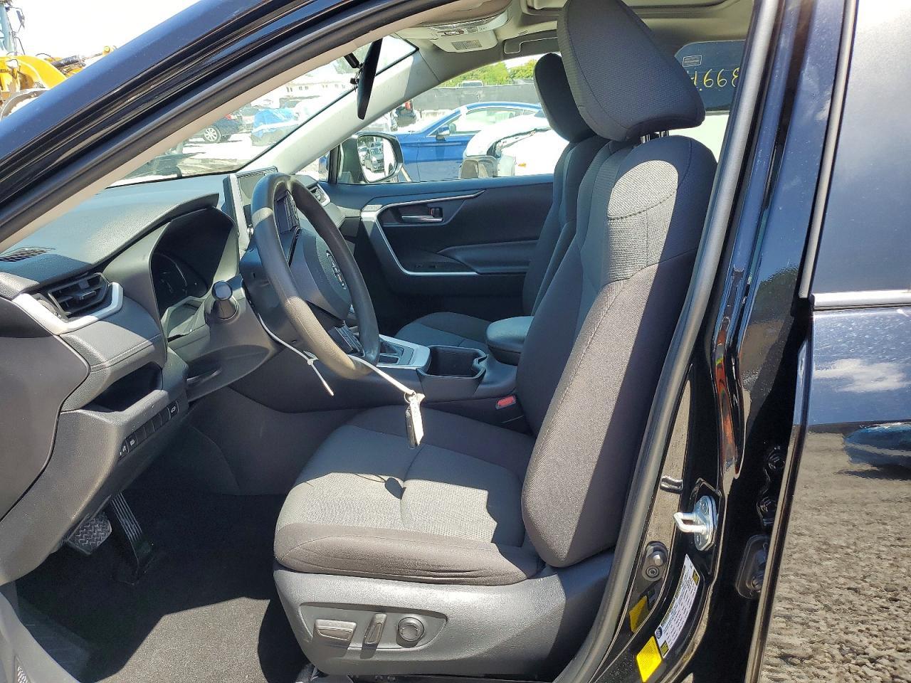 2024 Toyota Rav4 Xle - Фото 7
