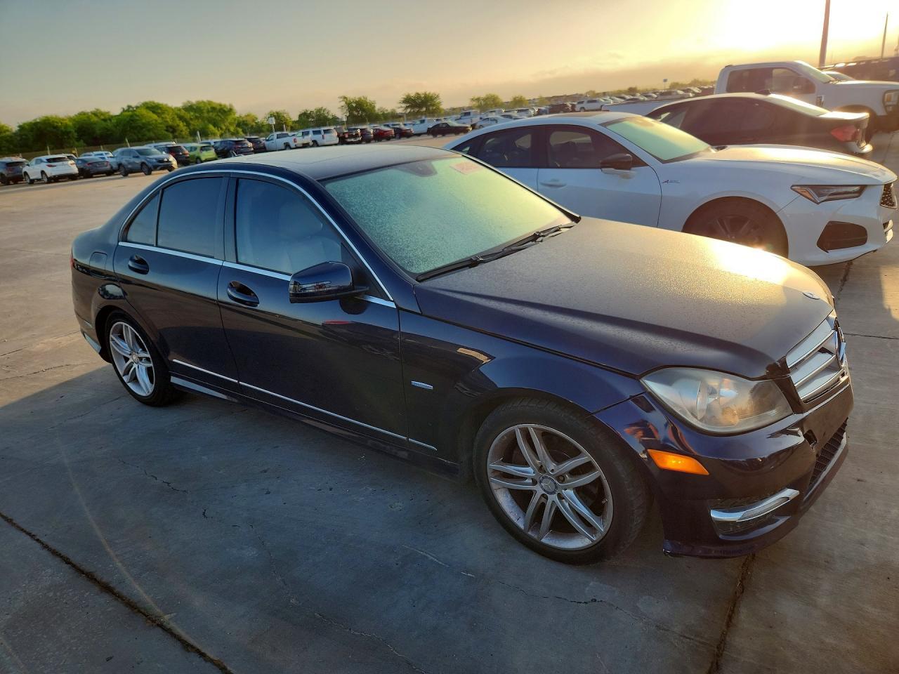 2012 Mercedes-Benz C 250 - Фото 4