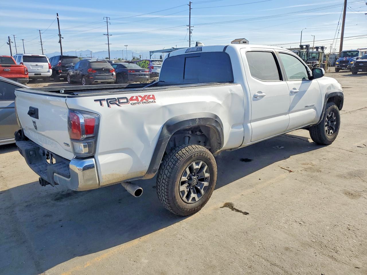 2023 Toyota Tacoma Trd Off-Road - Image 3