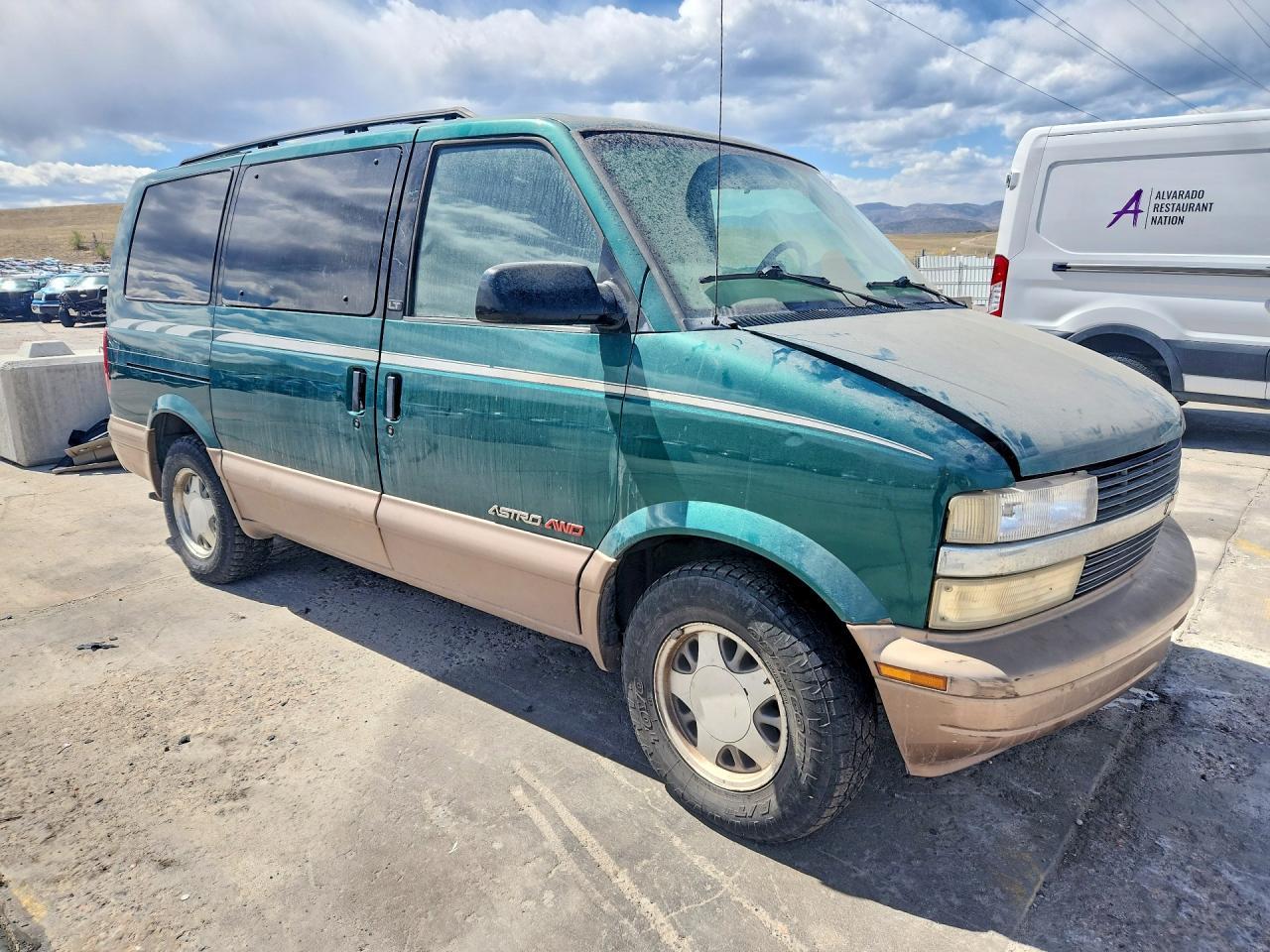 2000 Chevrolet Astro Van Delivery Van - Фото 4