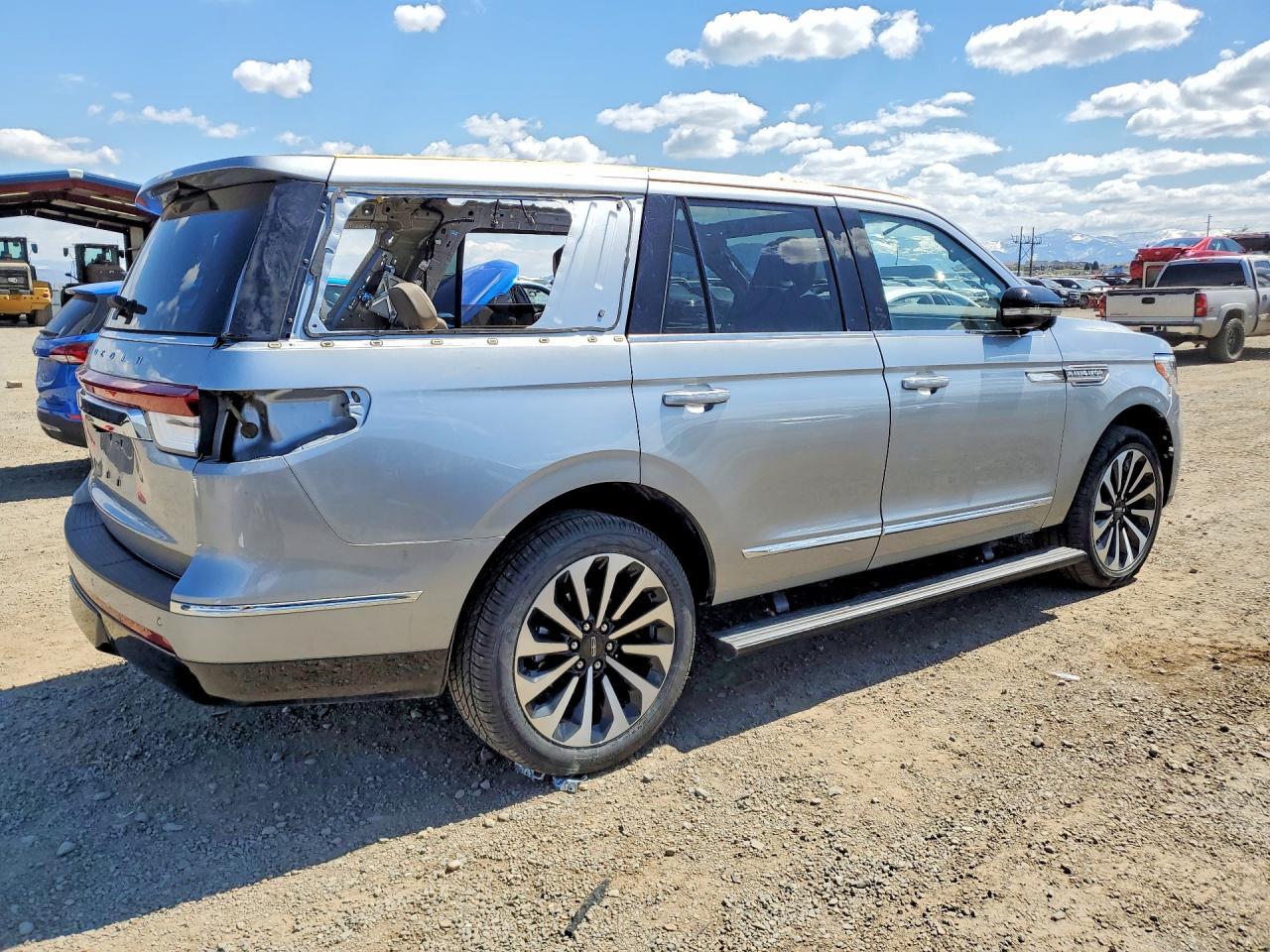 2024 Lincoln Navigator Reserve - Фото 3