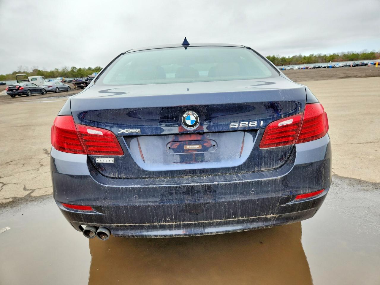 2014 BMW 528 Xi - Image 6