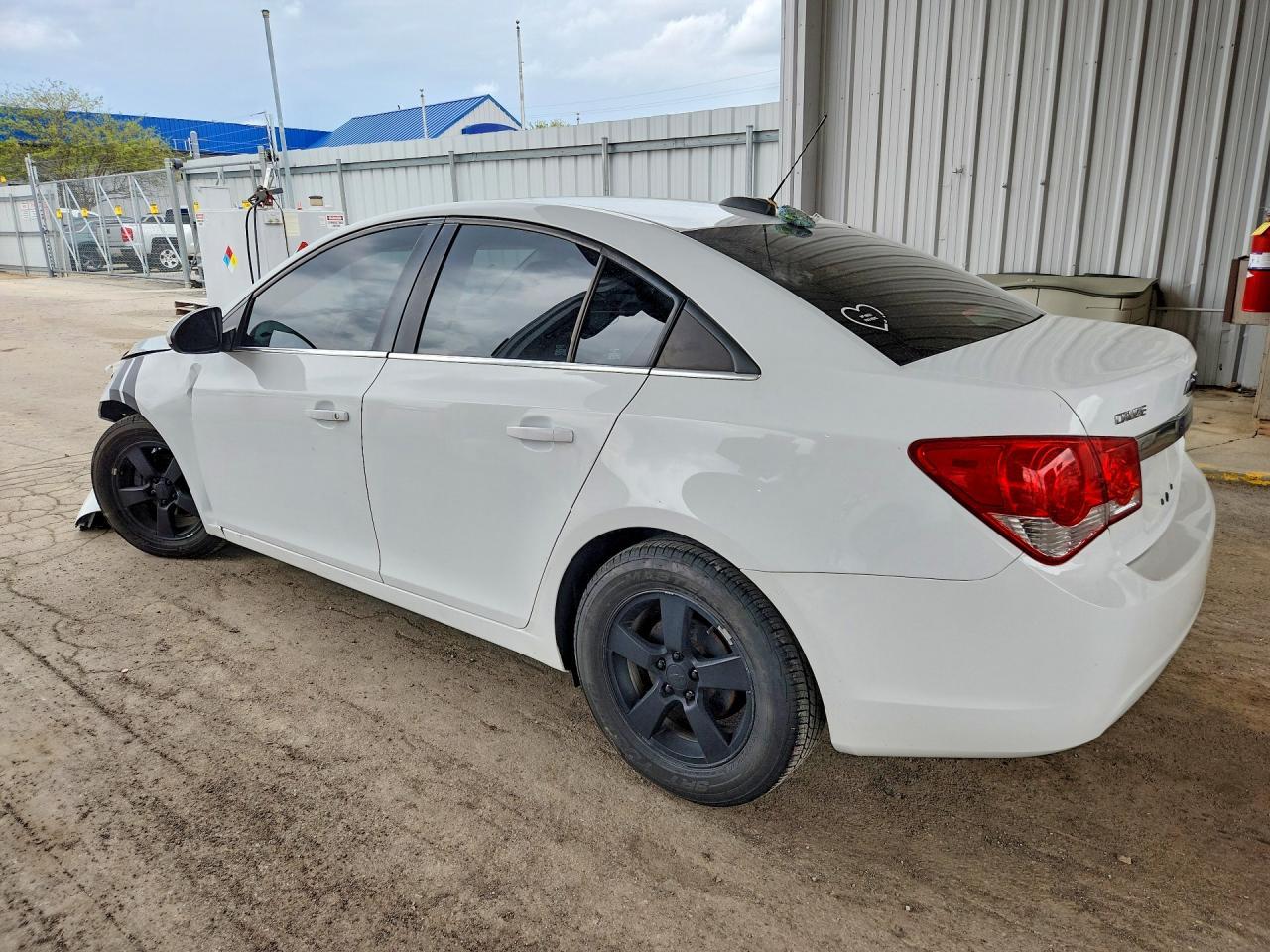 2015 Chevrolet Cruze Lt - Image 2