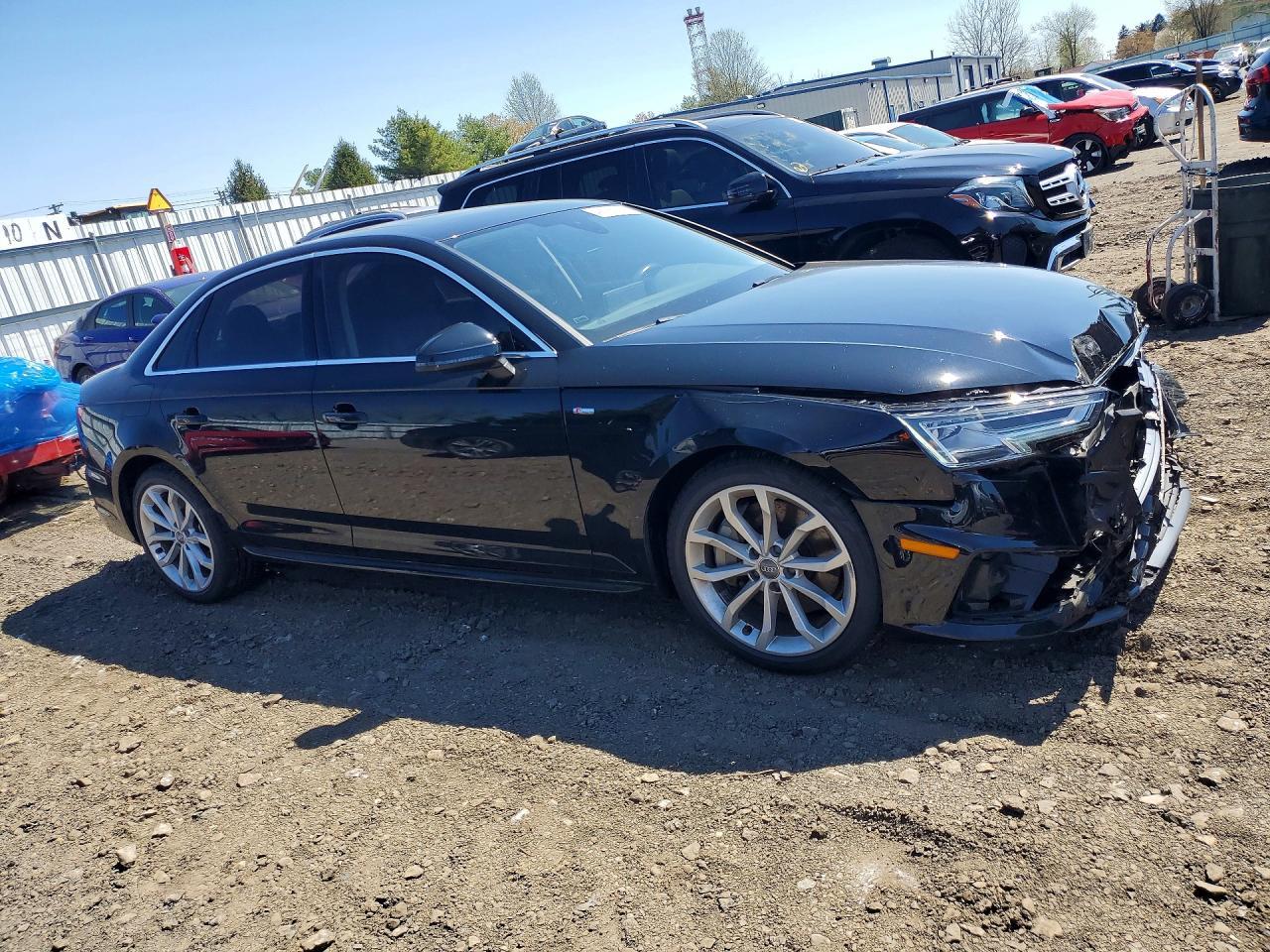 2019 Audi A4 Premium Plus - Фото 4