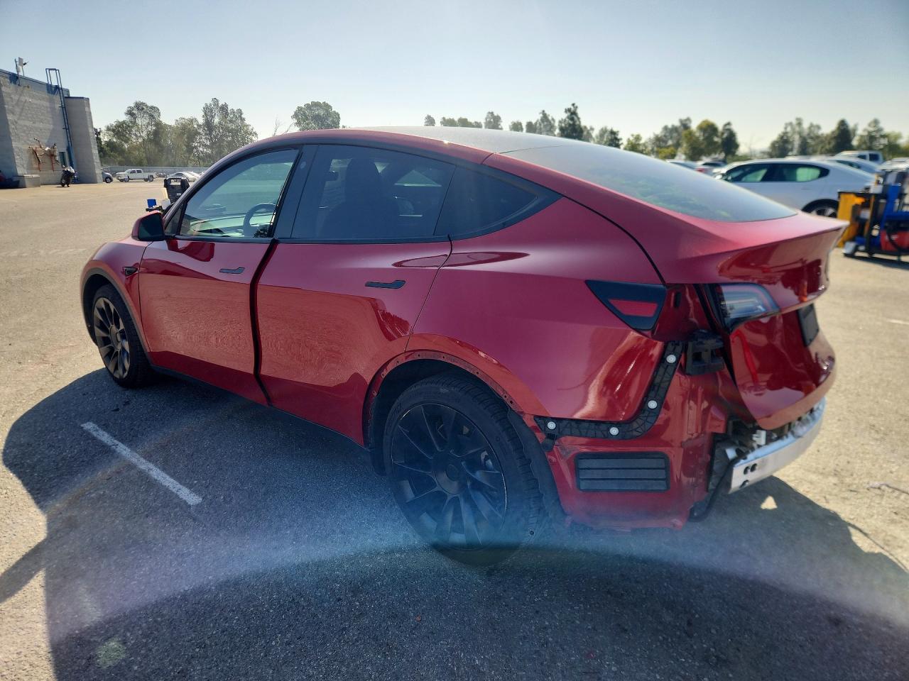 2023 Tesla Model Y - Image 2