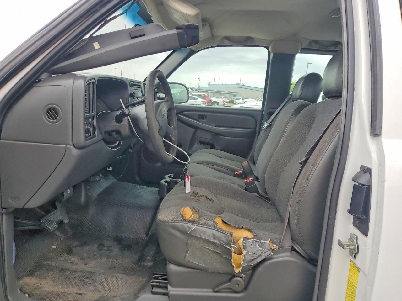 2004 GMC Sierra - Фото 7