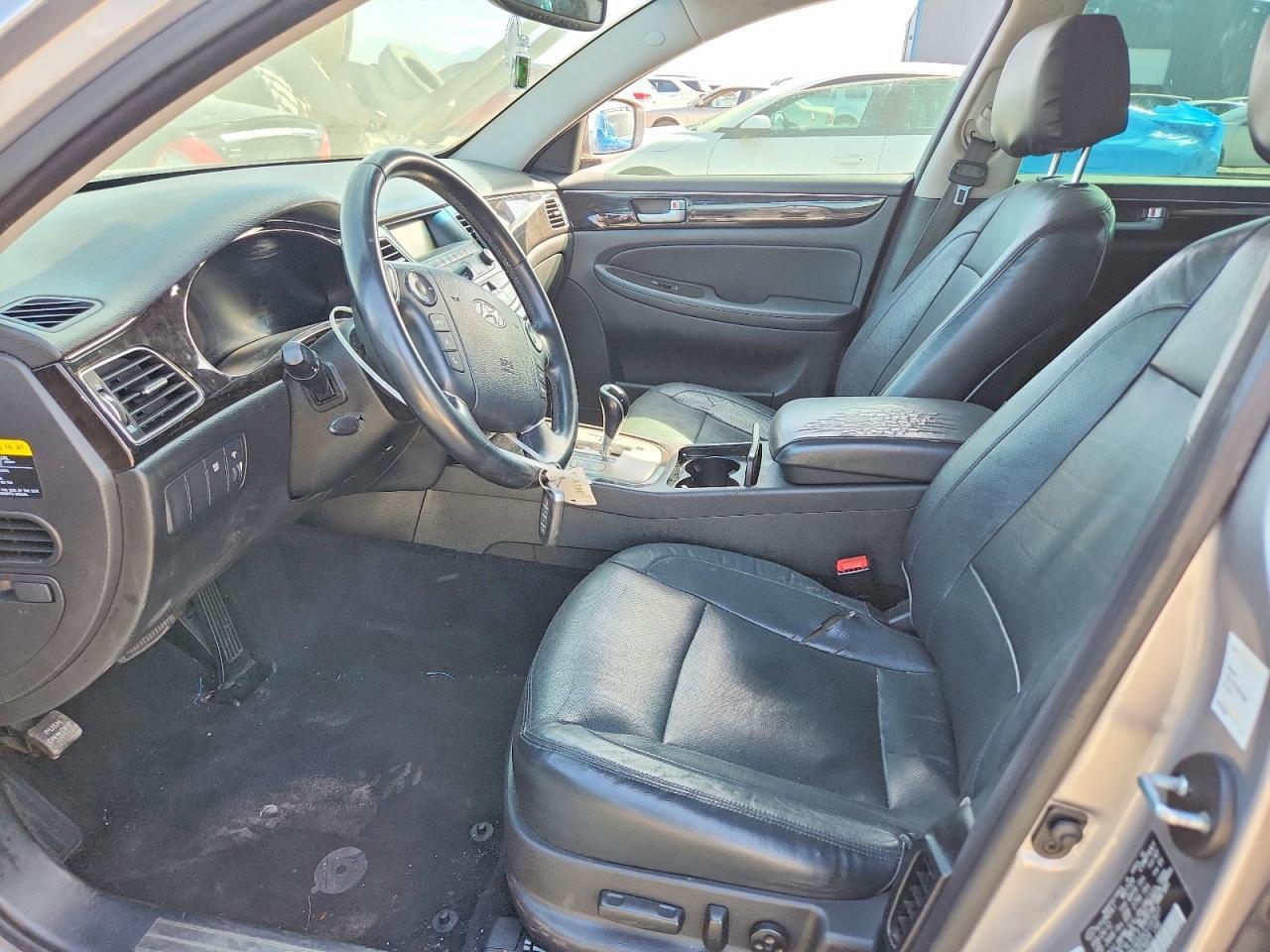 2012 Hyundai Genesis 3.8L V6 - Image 7