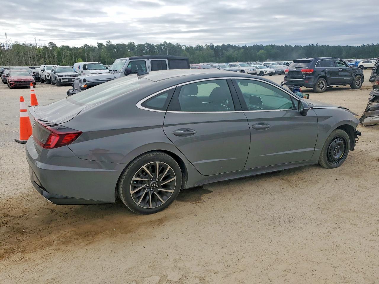 2020 Hyundai Sonata Sel Plus - Image 3