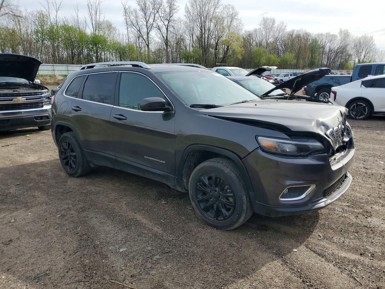 2020 Jeep Cherokee - Image 4