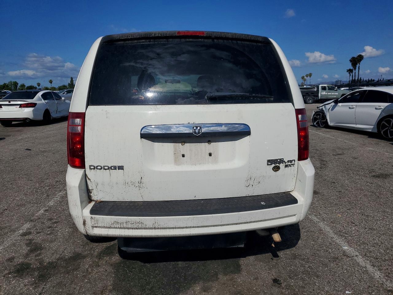 2010 Dodge Grand Caravan Sxt - Фото 6