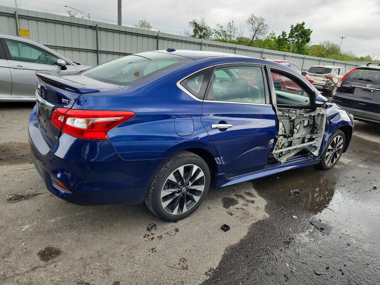 2019 Nissan Sentra Sr - Фото 3