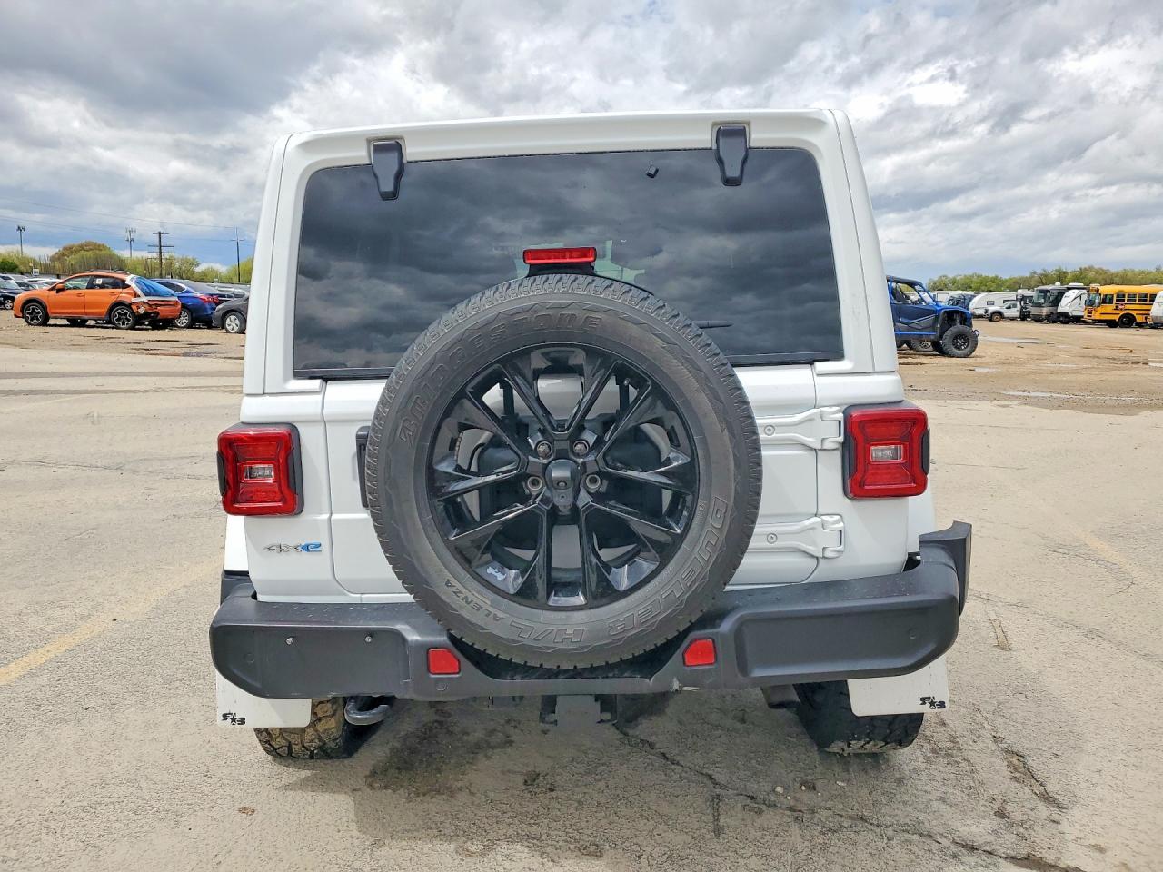 2021 Jeep Wrangler Unlimited Sahara 4Xe - Фото 6