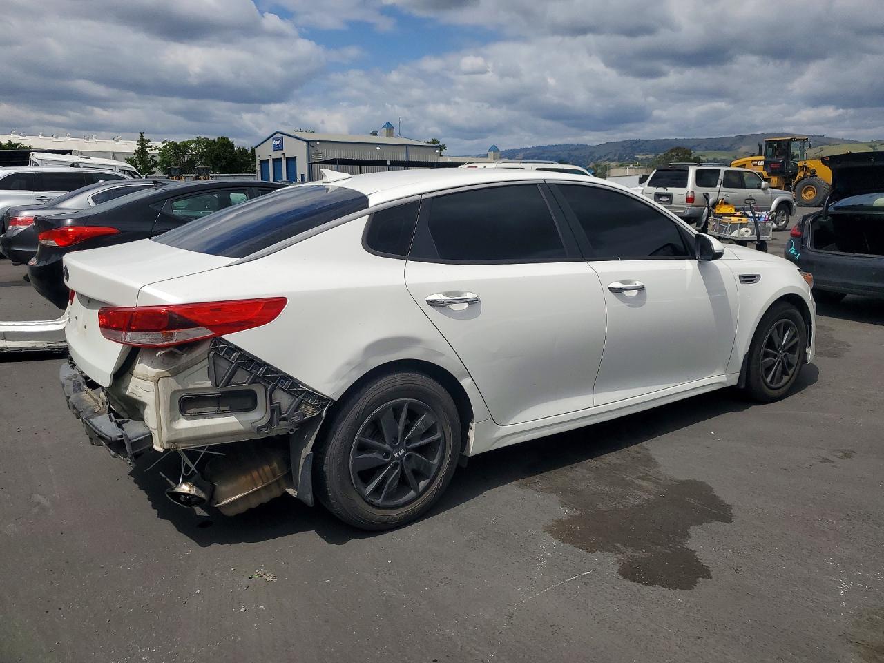 2016 Kia Optima Lx - Фото 3