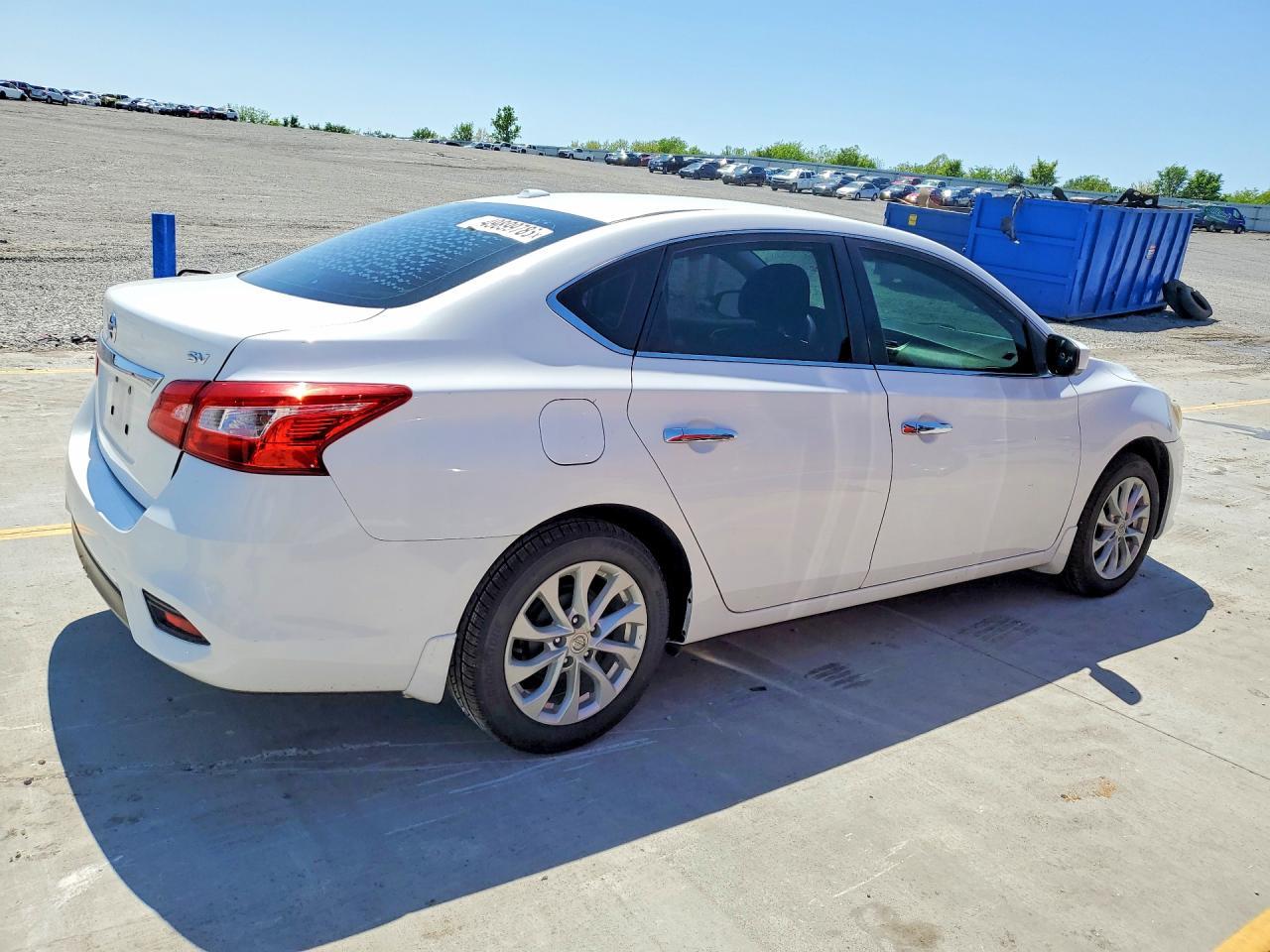 2018 Nissan Sentra - Фото 3