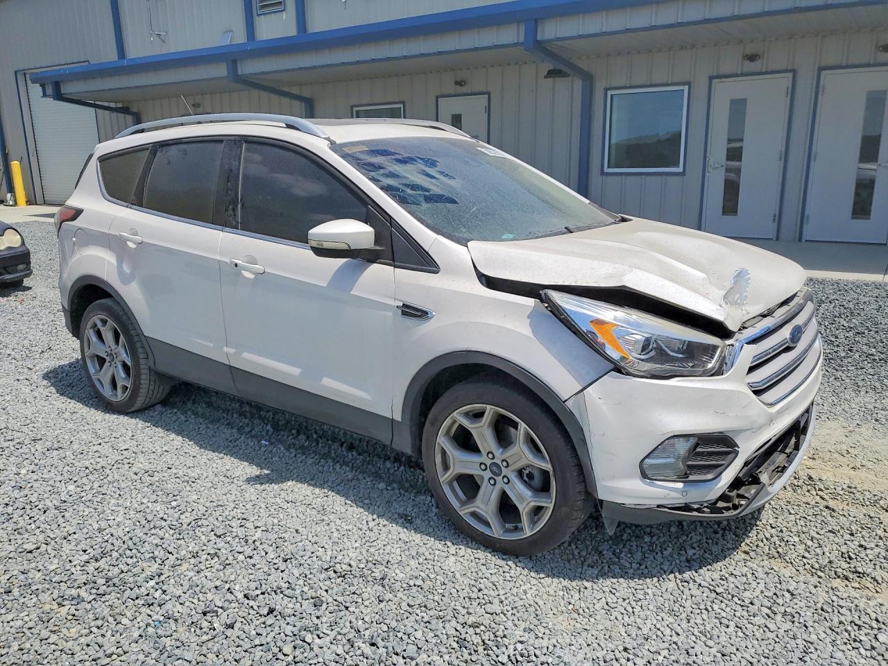2018 Ford Escape Titanium - Фото 4