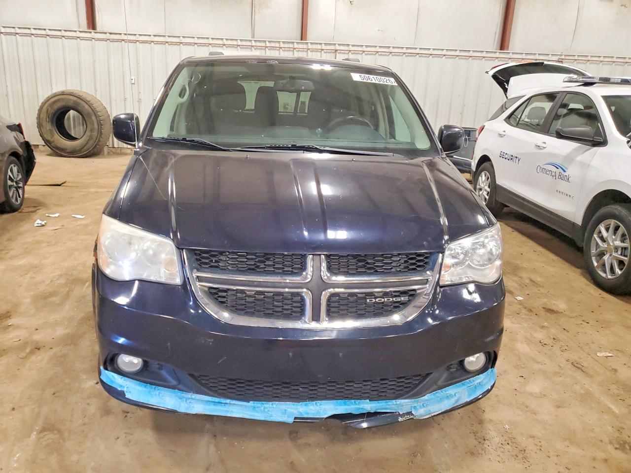2011 Dodge Grand Caravan Crew - Фото 5