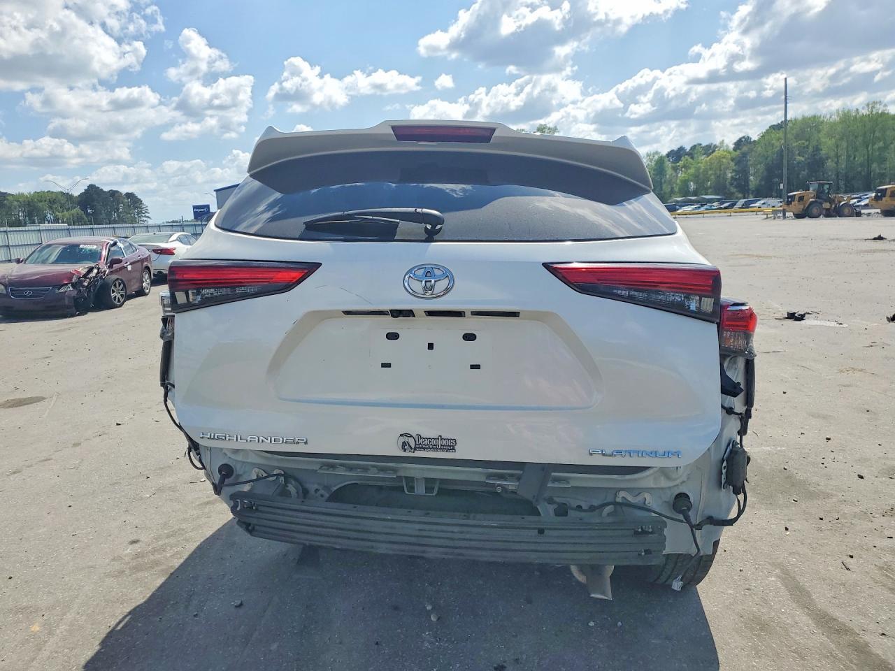 2021 Toyota Highlander Platinum - Фото 6