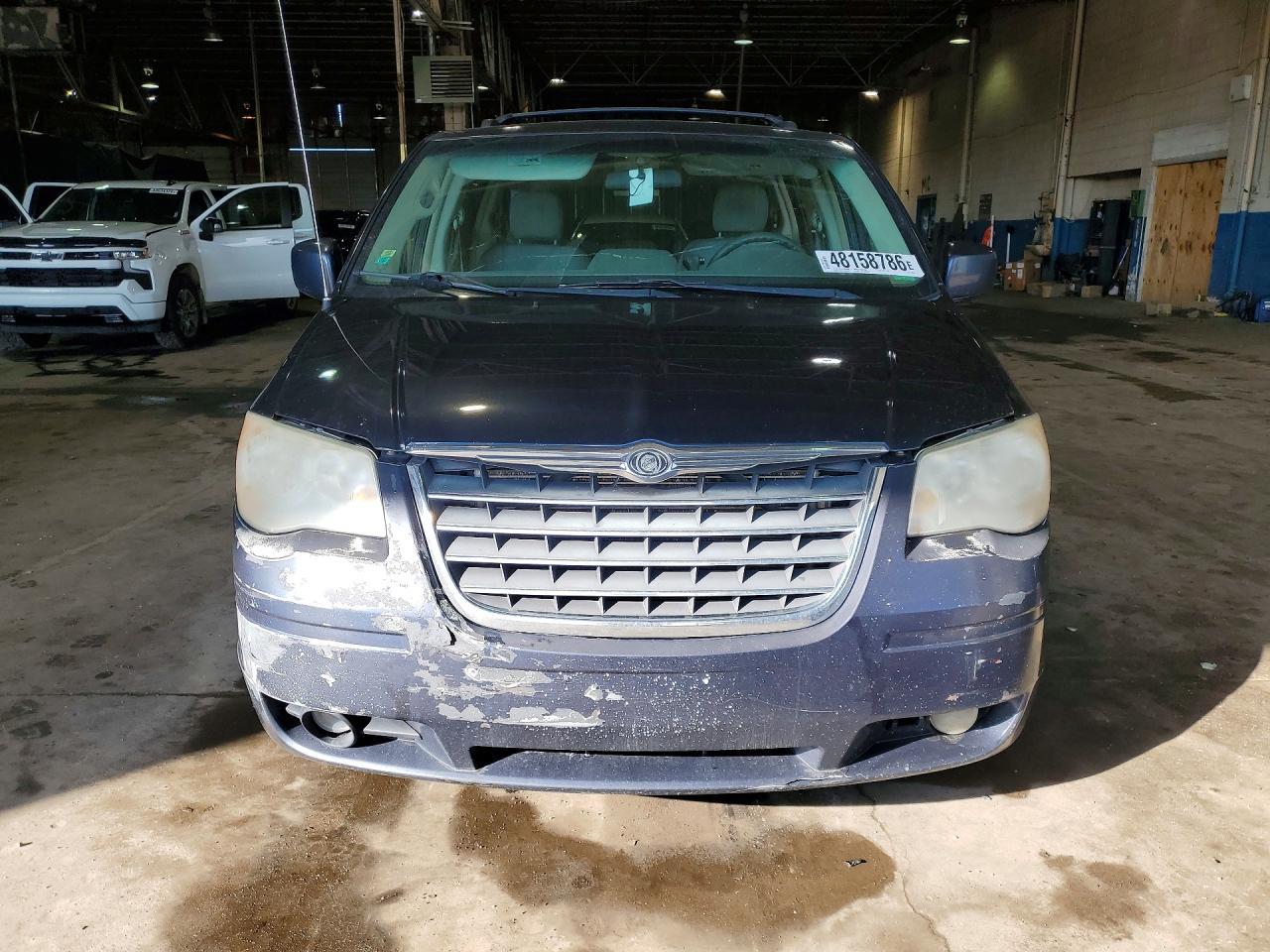2008 Chrysler Town & Country Touring - Фото 5