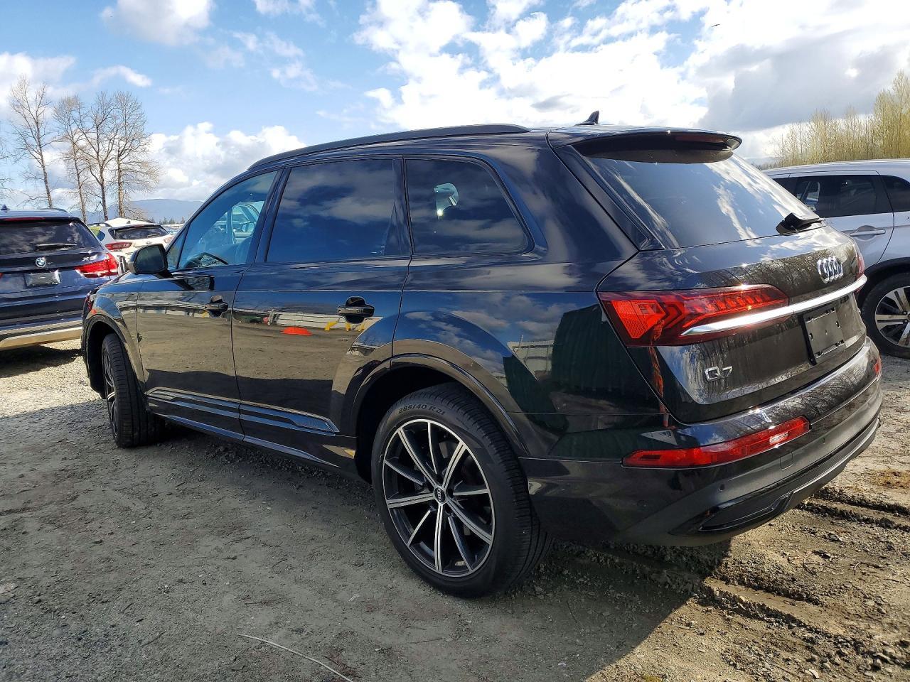 2020 Audi Q7 Premium Plus - Фото 2
