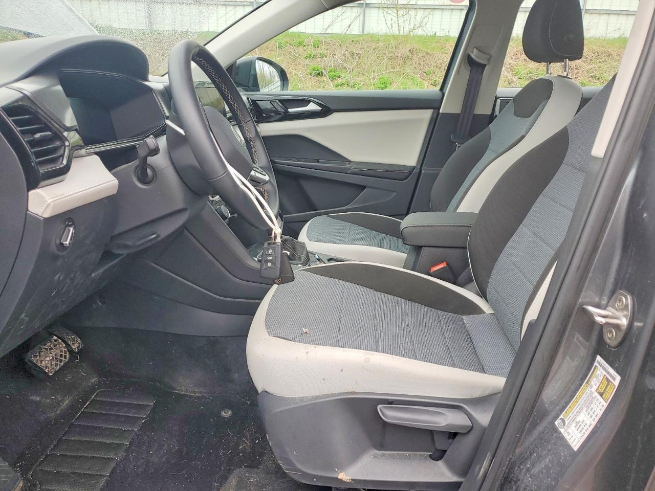 2025 Volkswagen Taos S - Фото 7