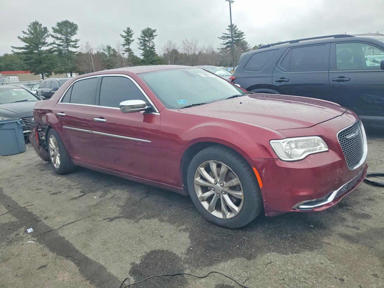 2016 Chrysler 300C - Фото 4