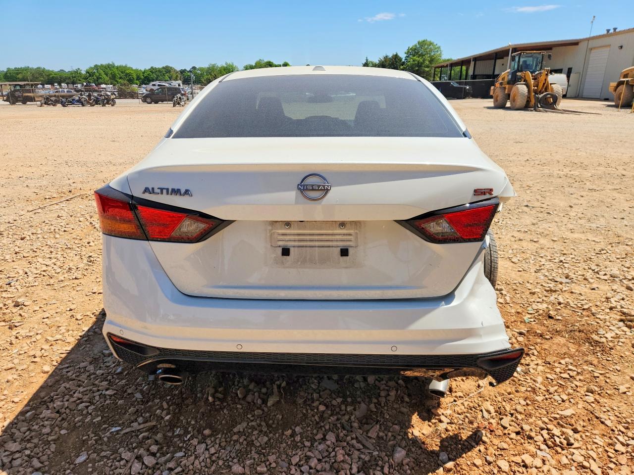 2025 Nissan Altima Sr - Фото 6
