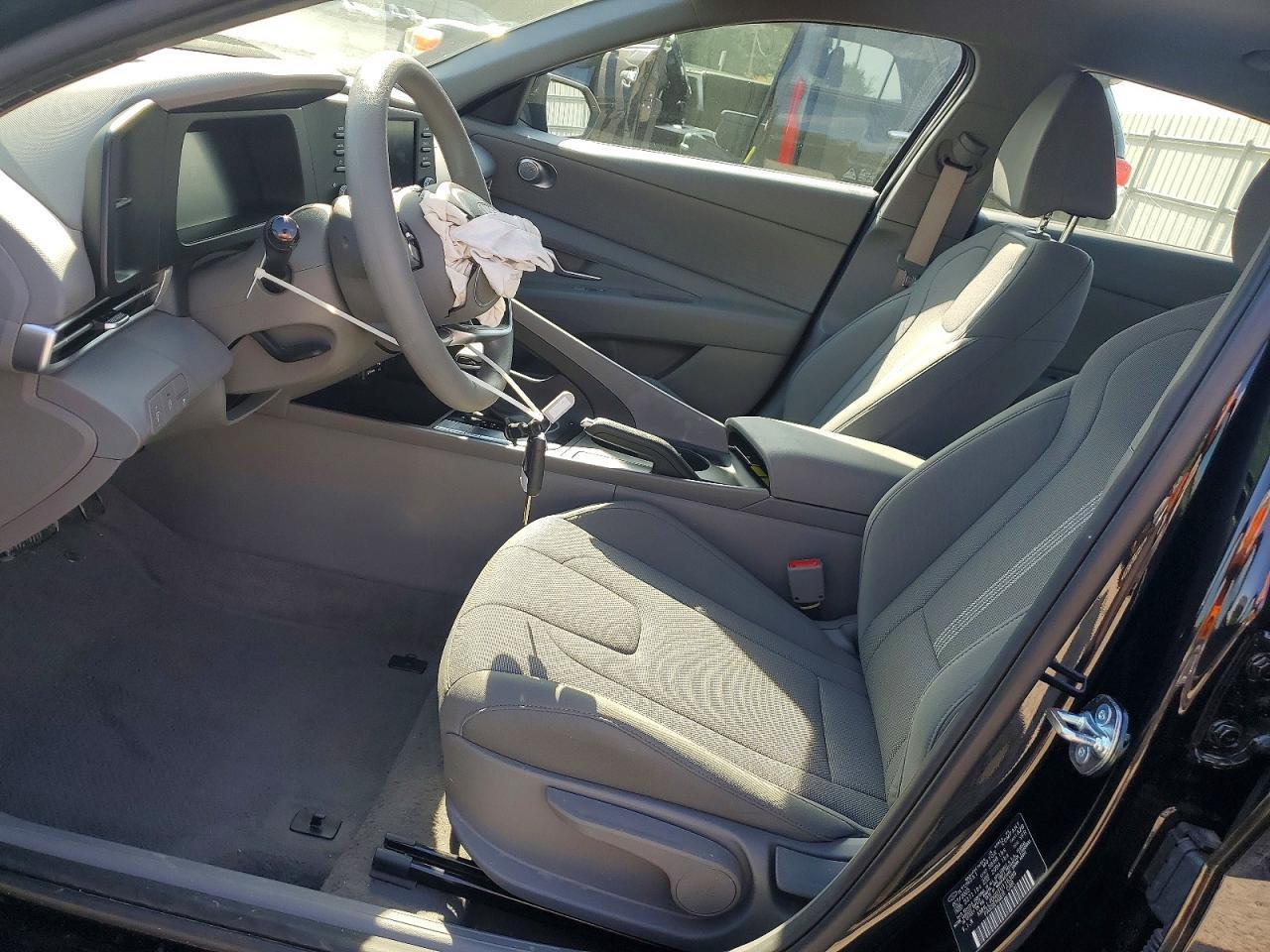 2026 Hyundai Elantra Se - Фото 7