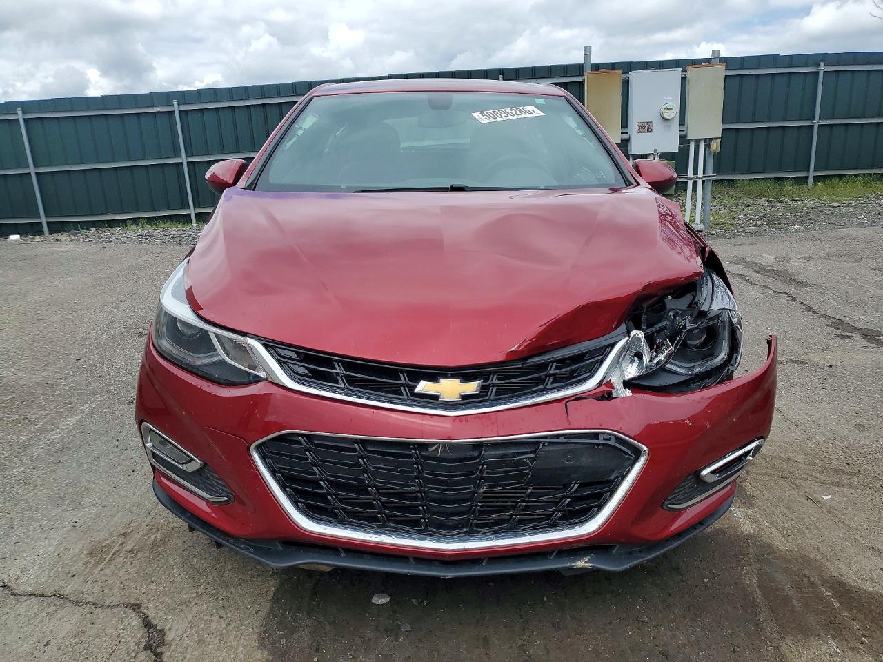 2017 Chevrolet Cruze Lt - Image 5