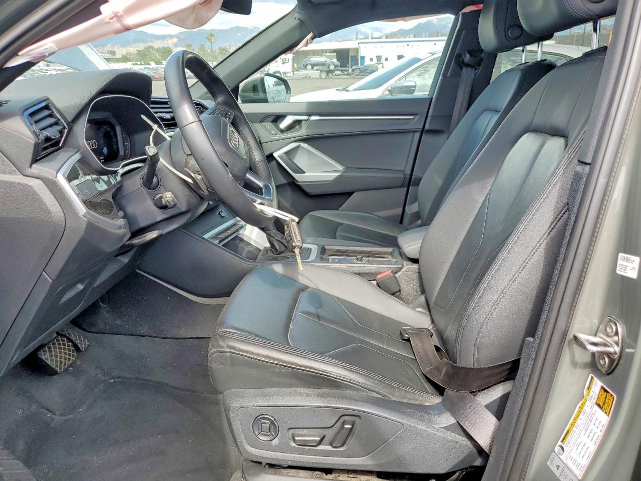 2022 Audi Q3 Premium S Line 45 - Фото 7