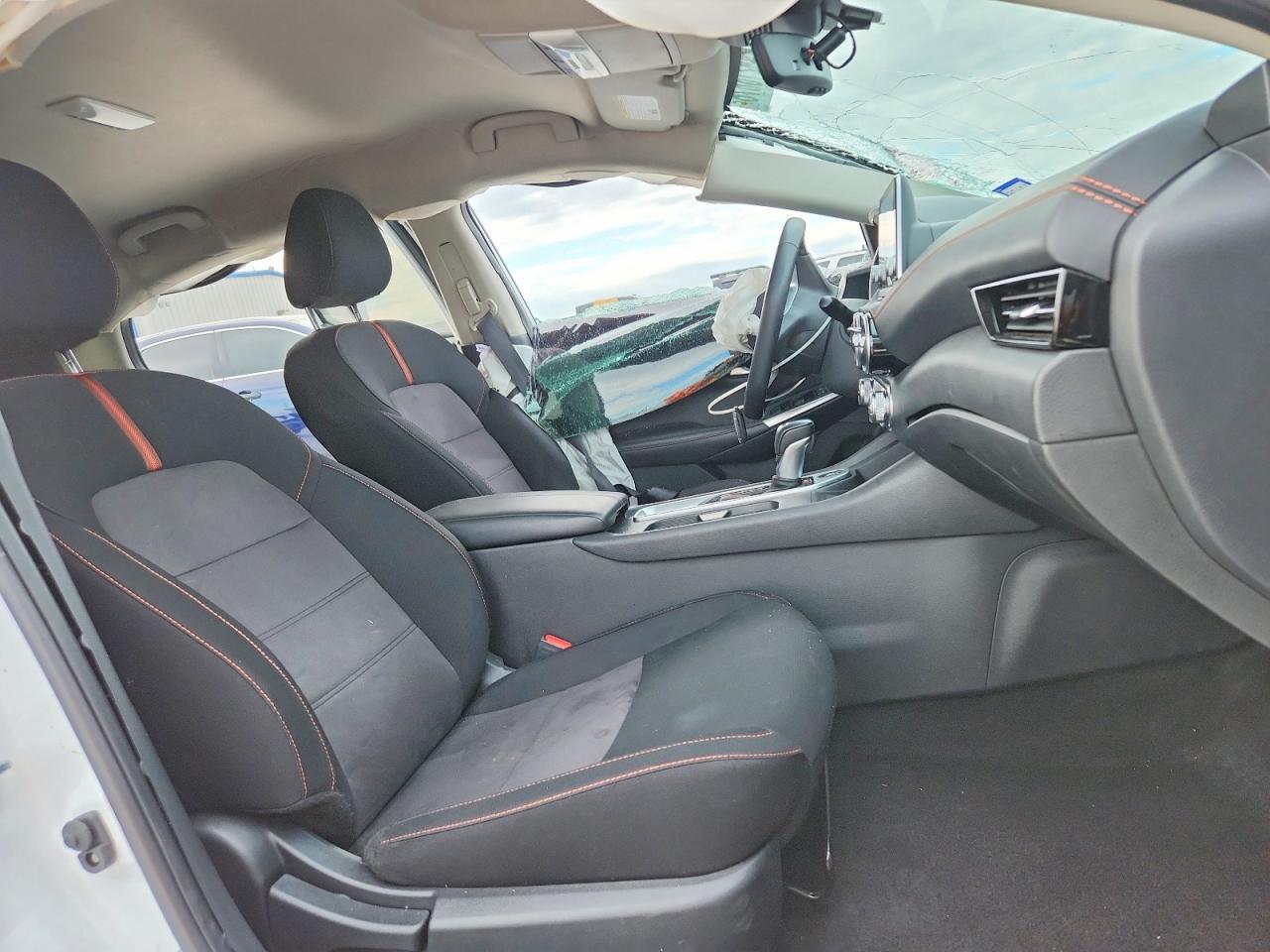 2023 Nissan Sentra Sr - Image 7