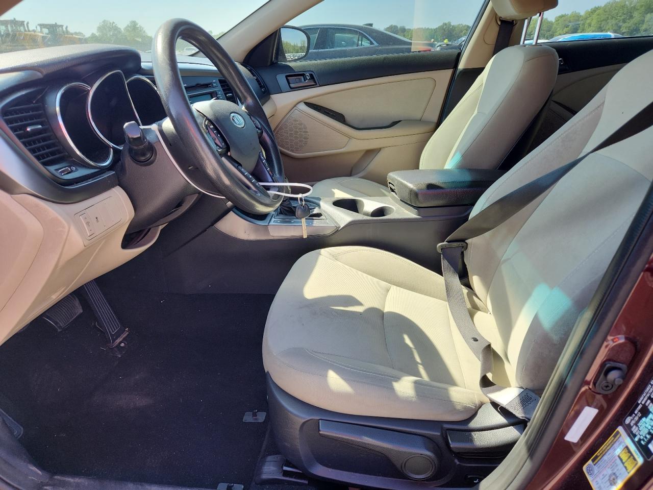 2012 Kia Optima - Image 7