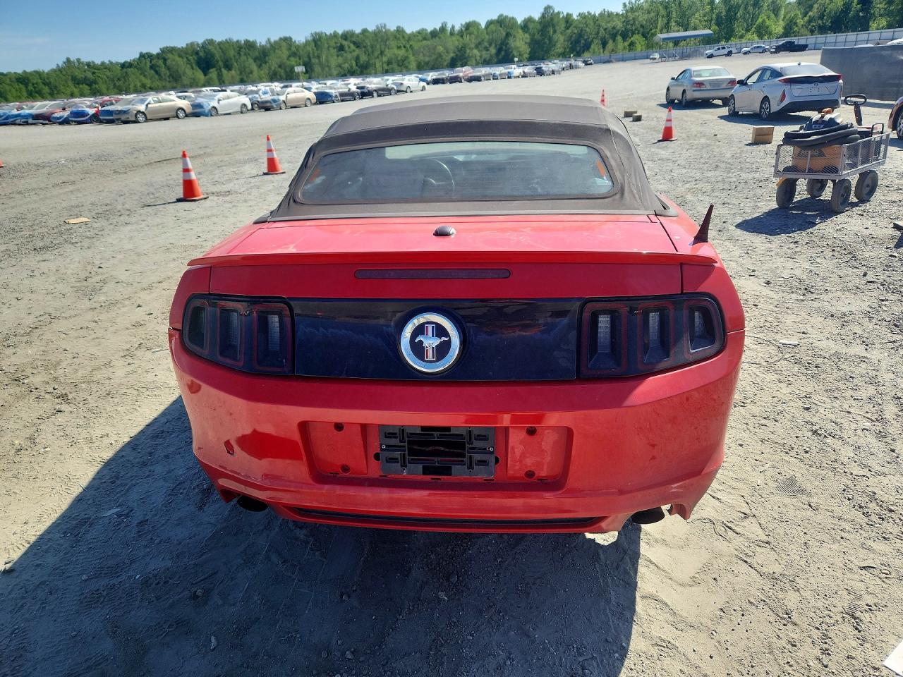 2013 Ford Mustang - Фото 6