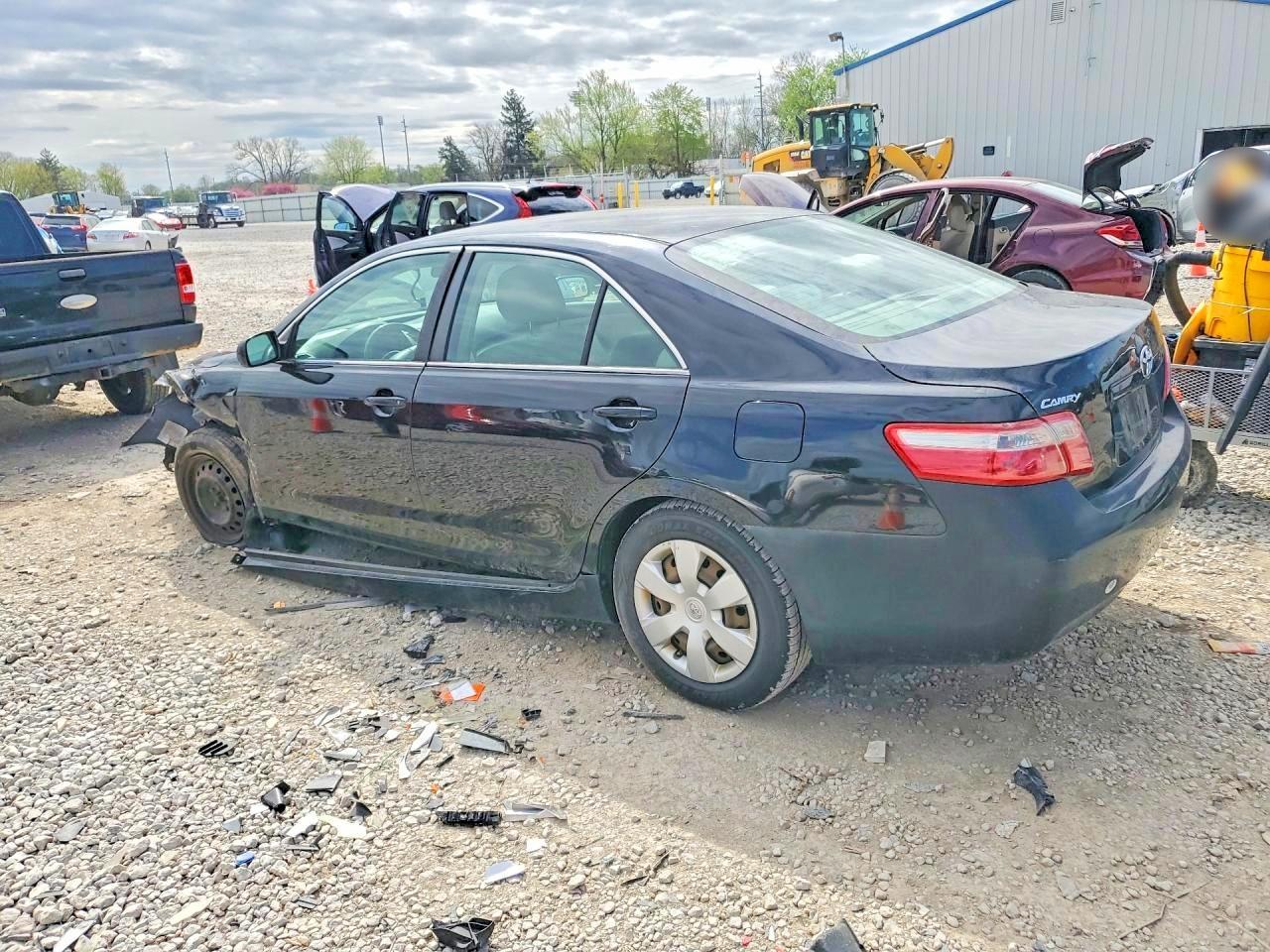 2008 Toyota Camry Base - Фото 2