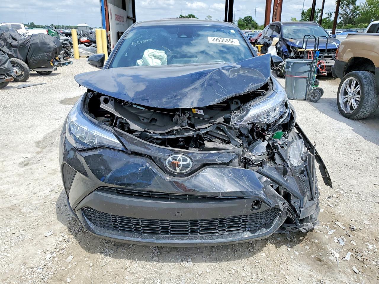 2021 Toyota C-Hr Nightshade - Фото 5