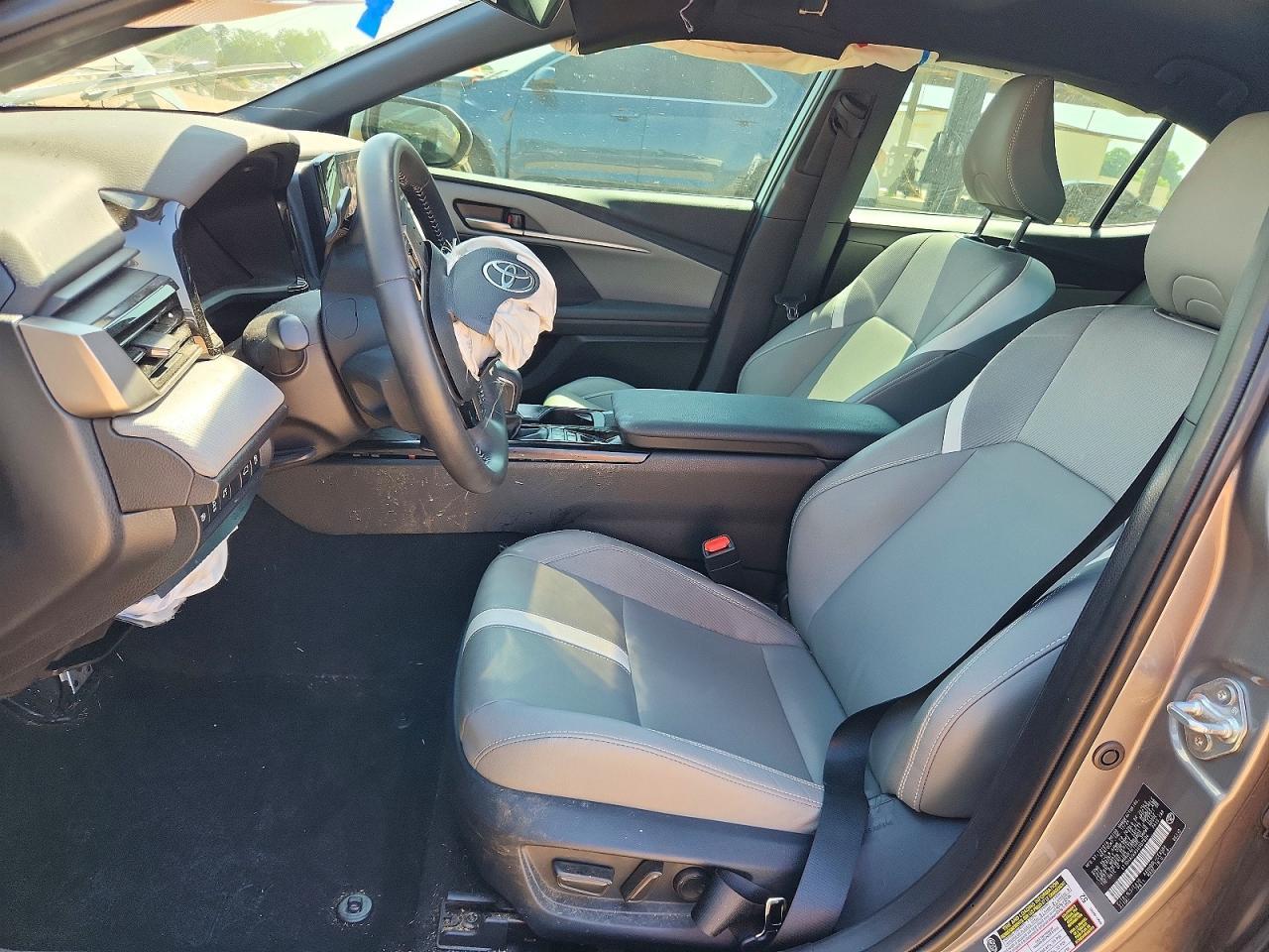 2025 Toyota Camry Se - Фото 7