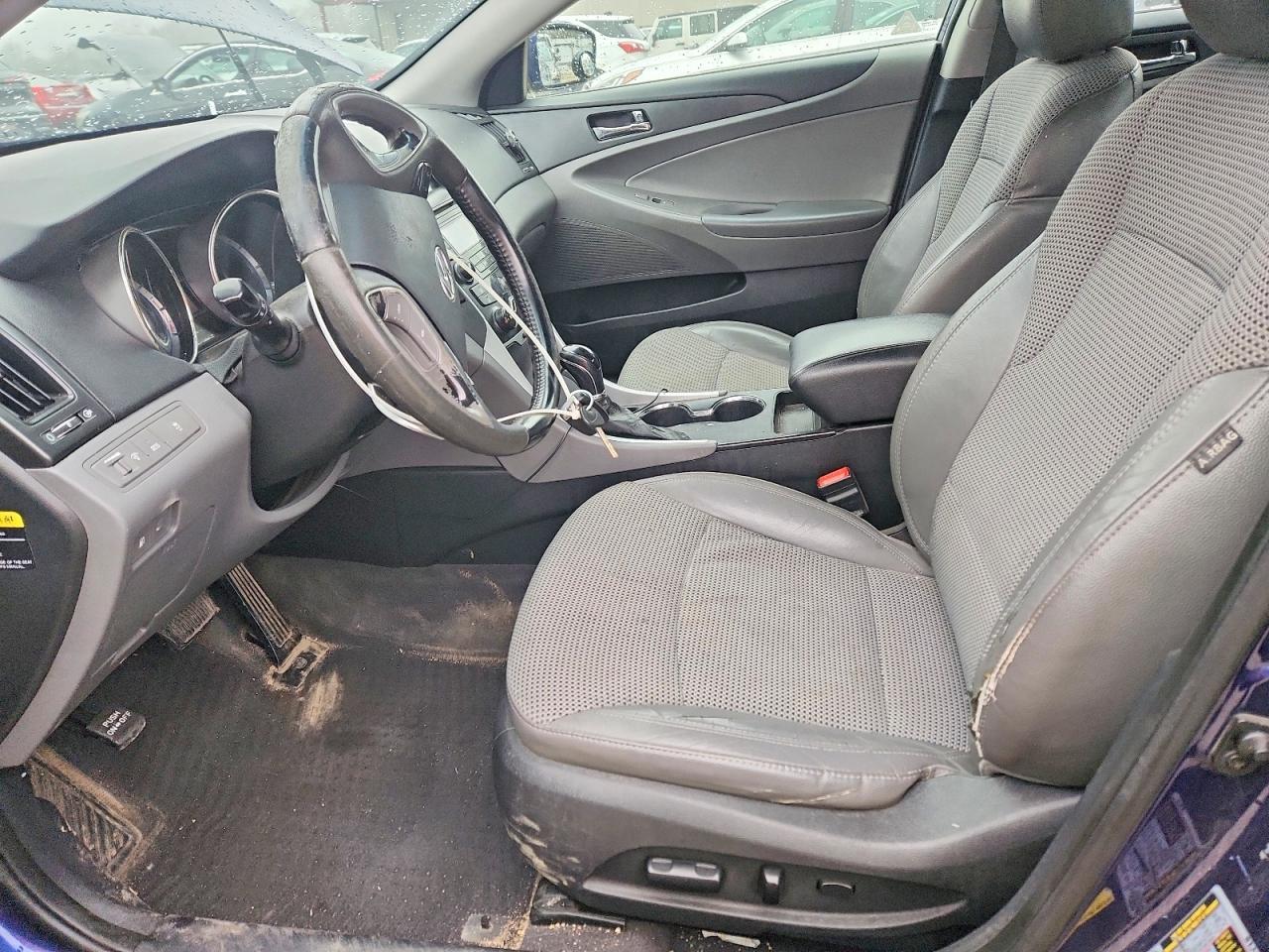 2012 Hyundai Sonata Se - Image 7